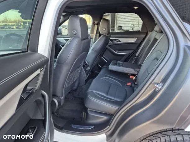 Jaguar F-Pace D200 AWD R-Dynamic SE - 12