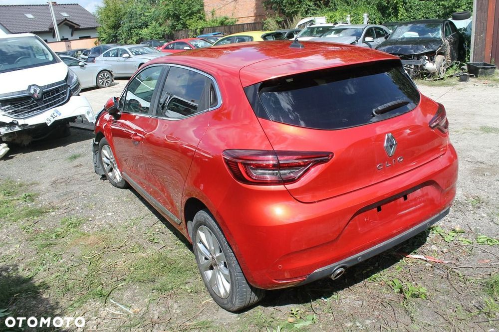 Renault Clio - 7