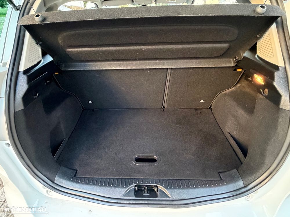 Ford B-Max 1.0 EcoBoost Titanium - 32