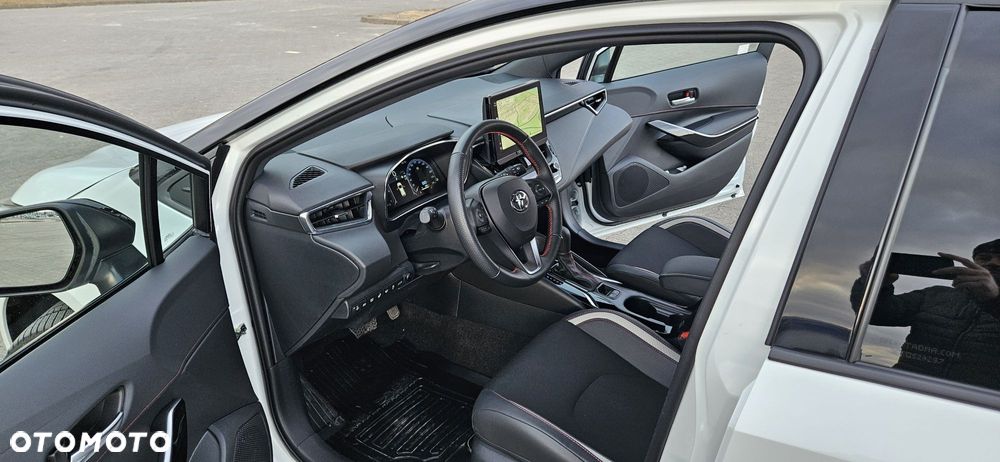 Toyota Corolla 1.8 Hybrid GR Sport - 11