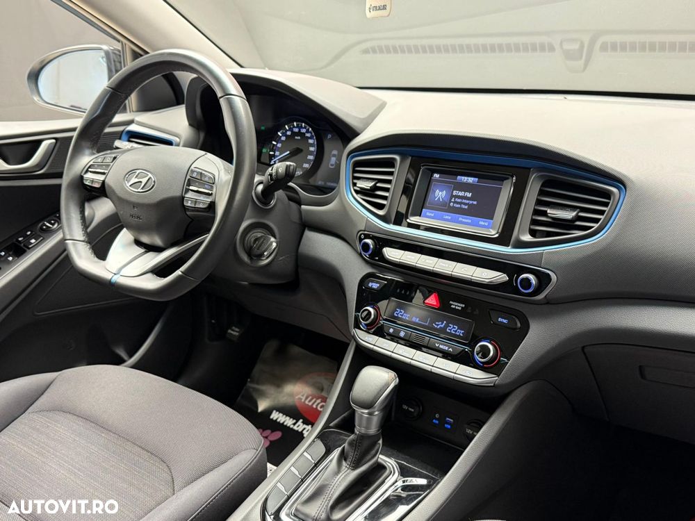 Hyundai IONIQ - 9