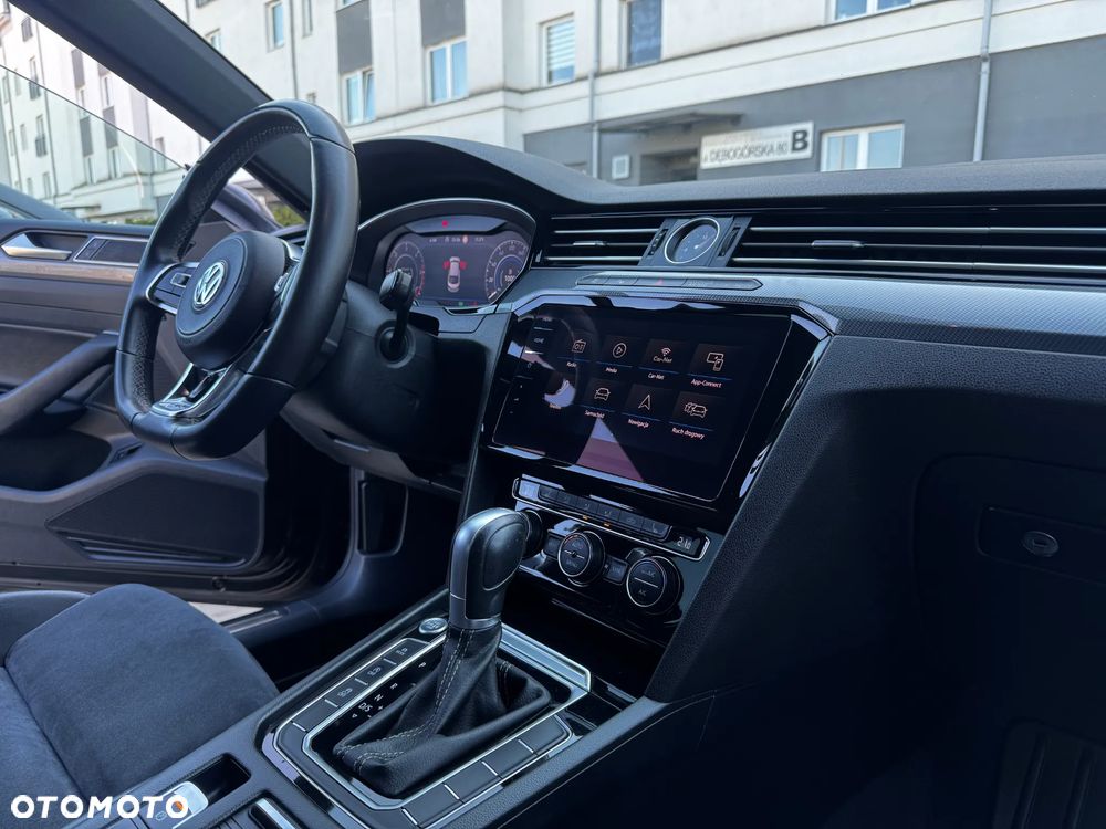 Volkswagen Arteon 2.0 TDI SCR R-Line DSG - 23