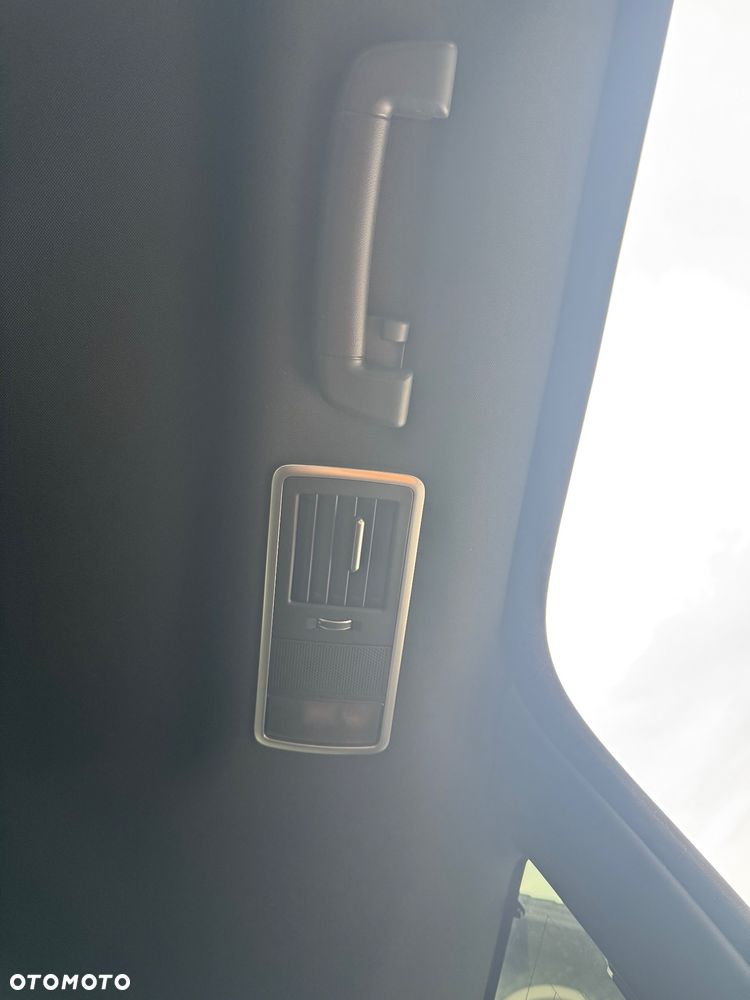 Land Rover Range Rover Sport - 16