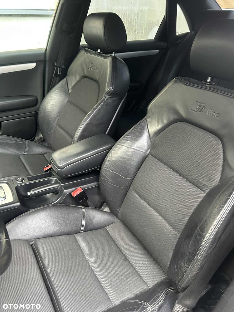 Audi A4 Limousine - 25