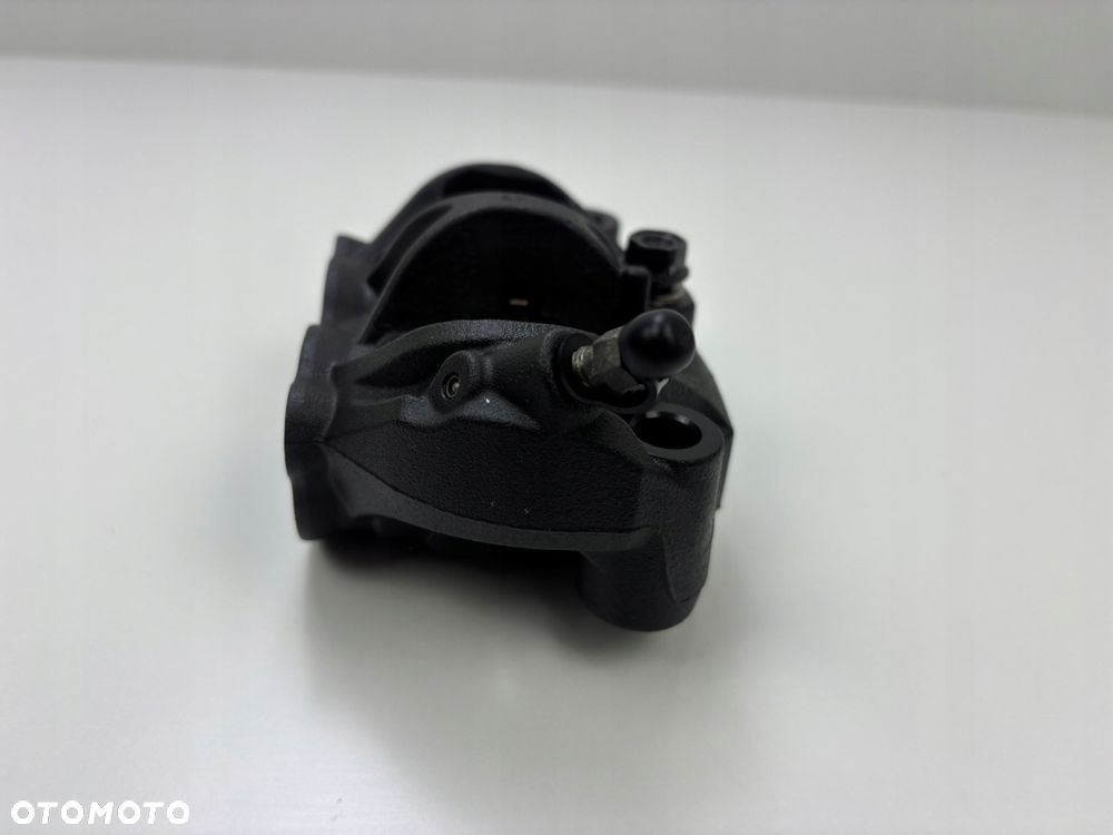 Zacisk hamulcowy przedni lewy Honda CBR 600RR PC69 2024- Oryginał - 3