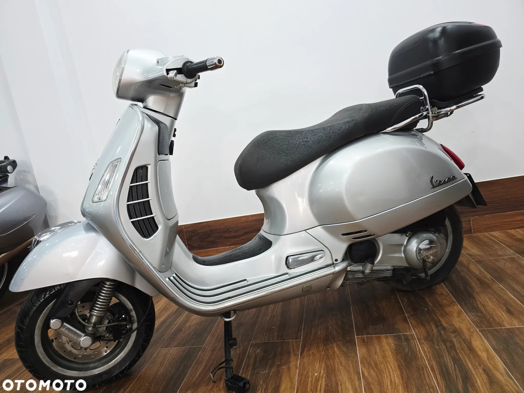 Piaggio Vespa - 7