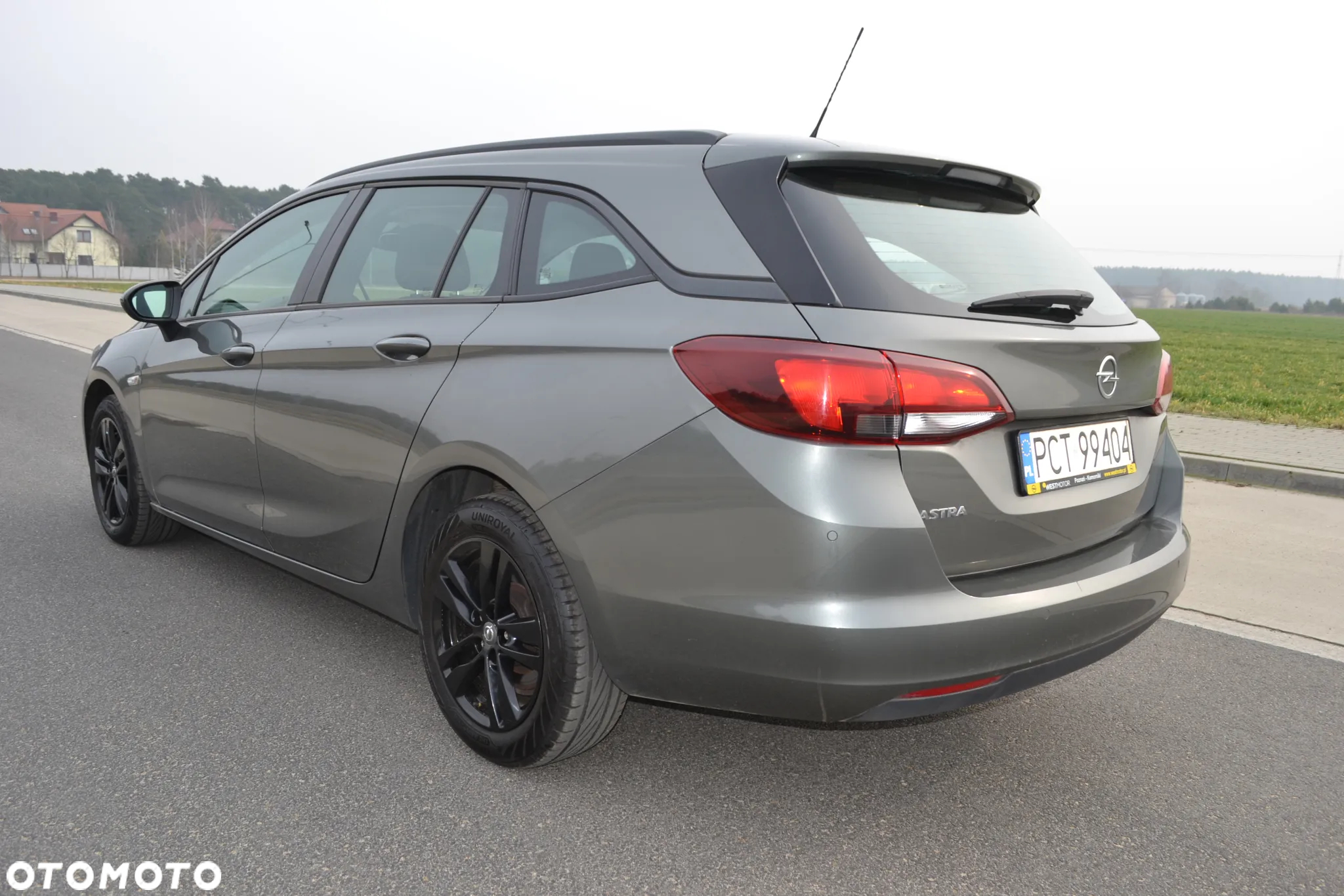 Opel Astra 1.6 D (CDTI) Start/Stop Sports Tourer Edition - 4