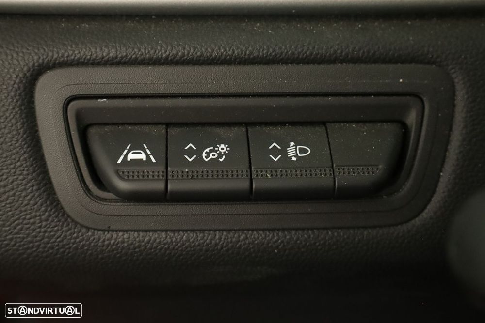 Renault Captur 1.0 TCe Techno Bi-Fuel - 19