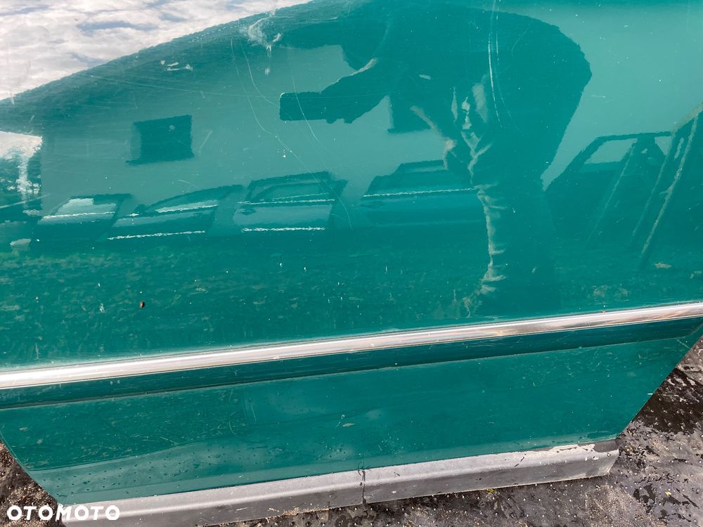 vw passat b5 fl  kombi drzwi  prawe  tył kompletne zielone LB6G z listwa chrom lub zwykła - 8