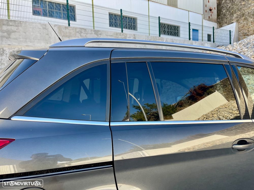 Ford C-Max 1.0 Ecoboost S&S Titanium - 33