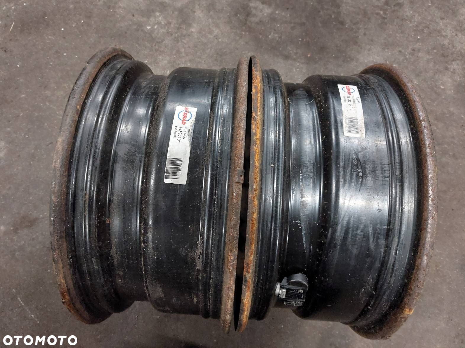FELGA STALOWA 2 SZT 5x120 7Jx16 ET31 FI72,6 BMW E46 E90 - 7