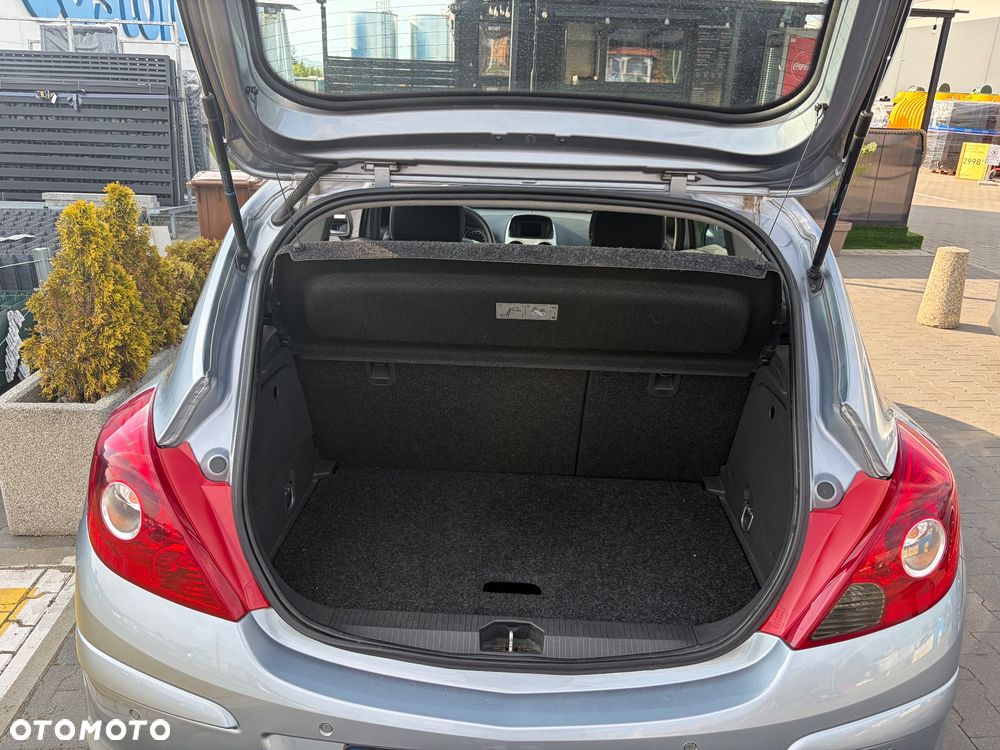 Opel Corsa - 12