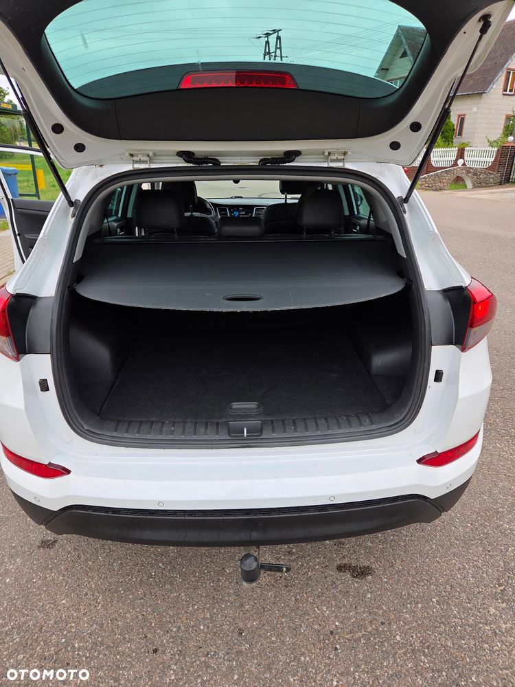 Hyundai Tucson blue 1.7 CRDi 2WD Intro Edition - 9