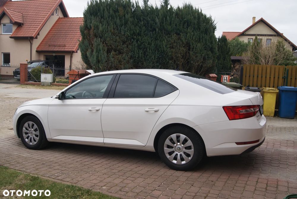 Skoda Superb - 24