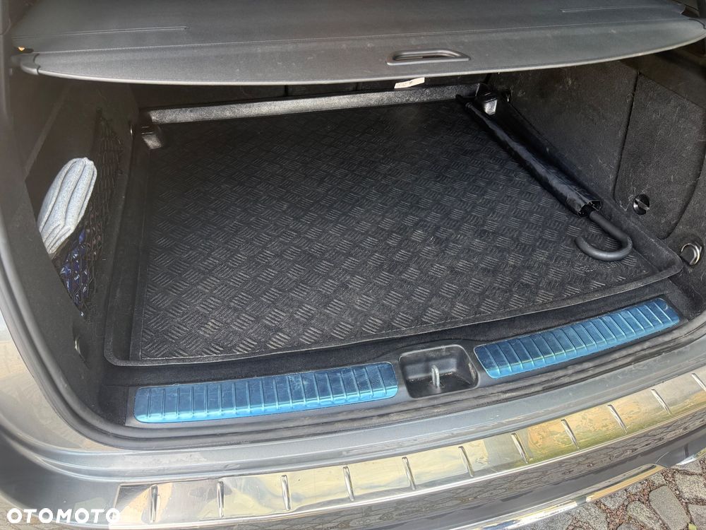 Mercedes-Benz GLE - 11