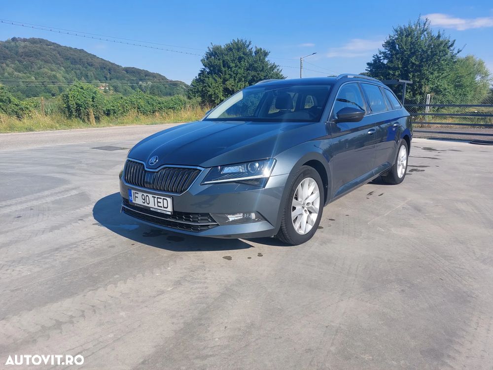 Skoda Superb 2.0 TDI DSG Ambition - 7