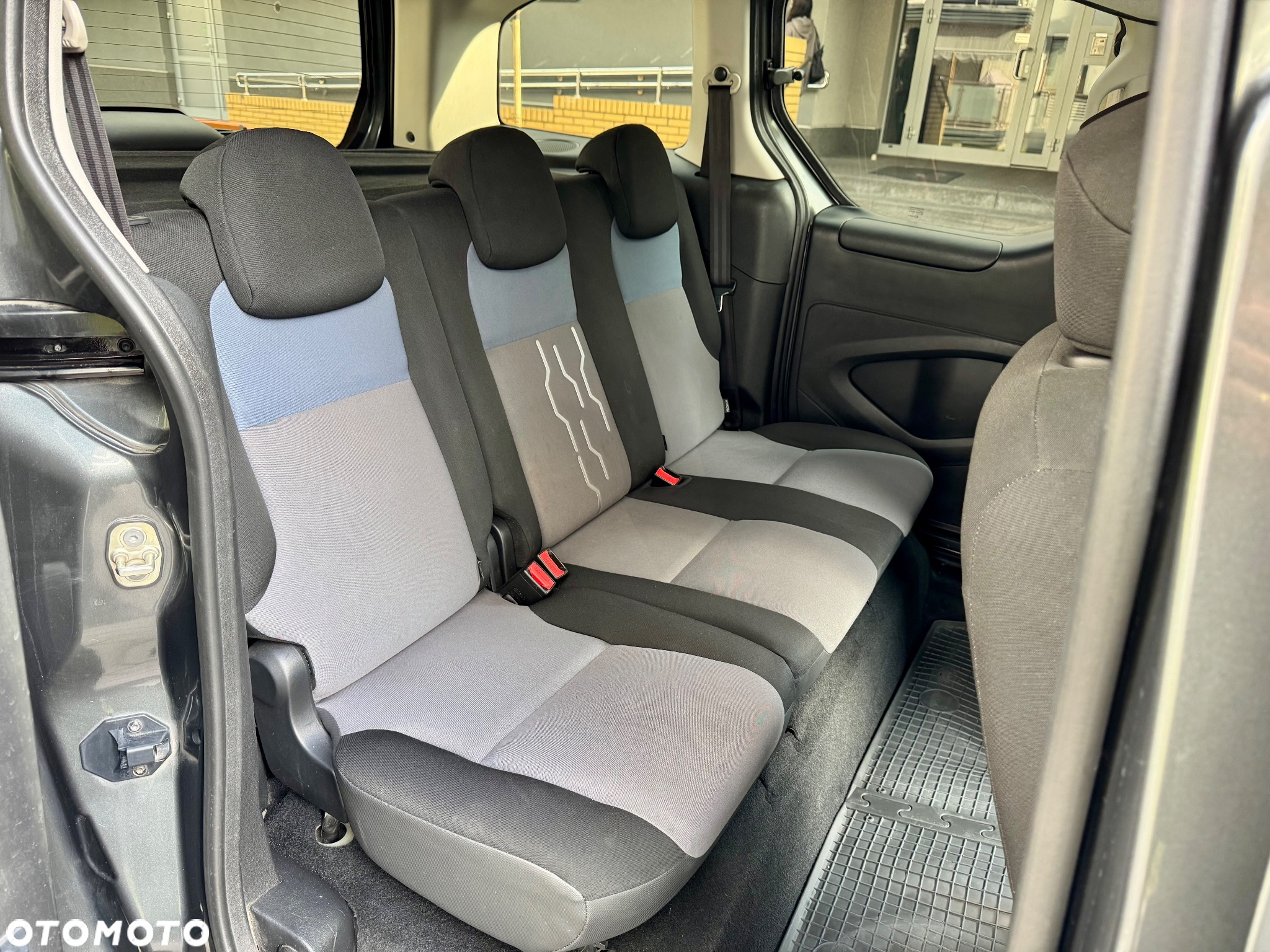 Peugeot Partner 1.6 e-HDi STT Active - 10