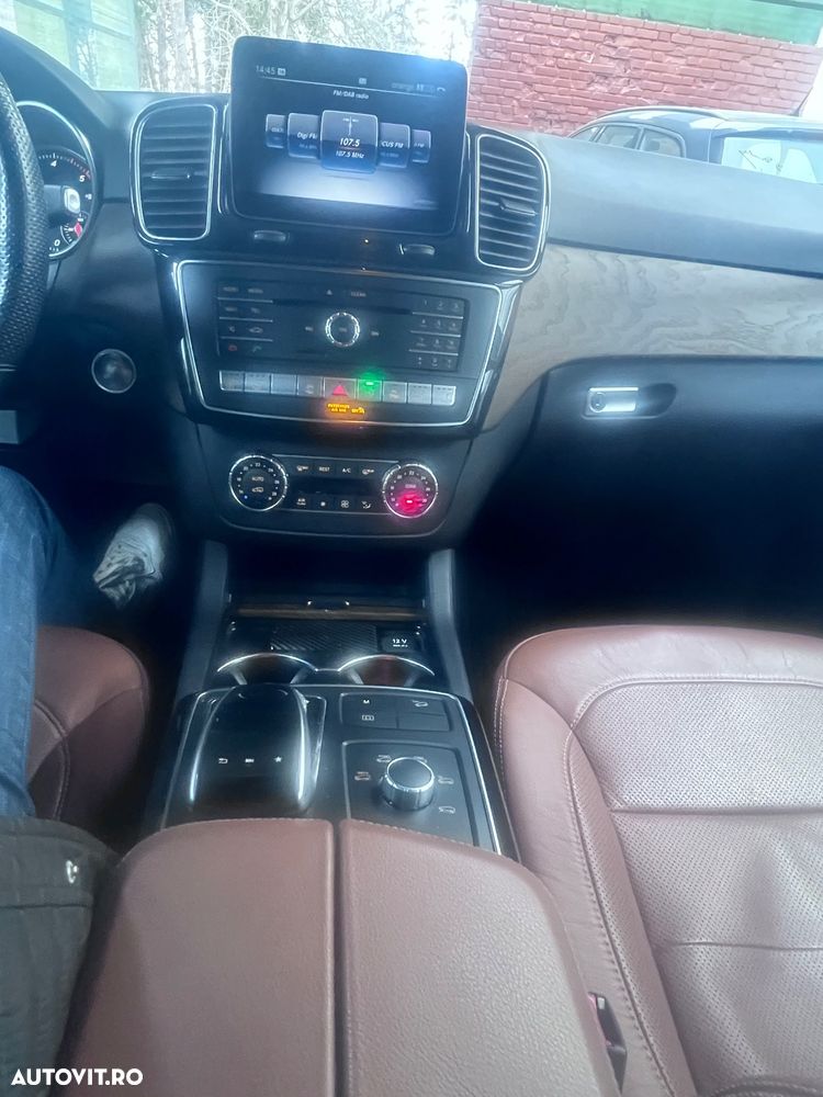 Mercedes-Benz GLE - 14