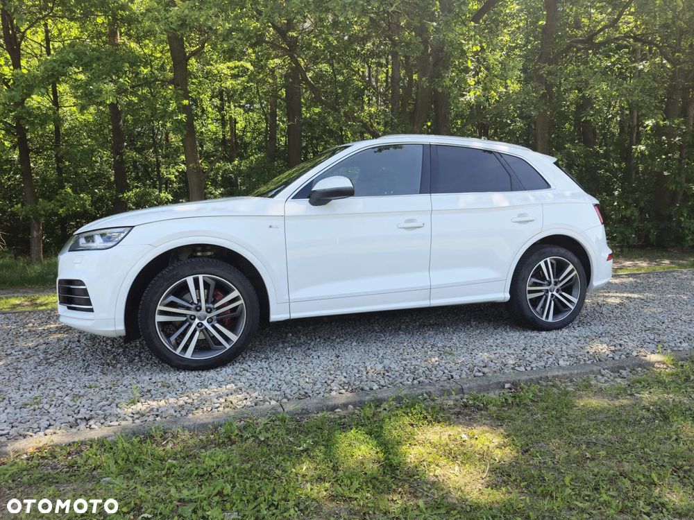 Audi Q5 2.0 TDI Quattro S tronic design - 2