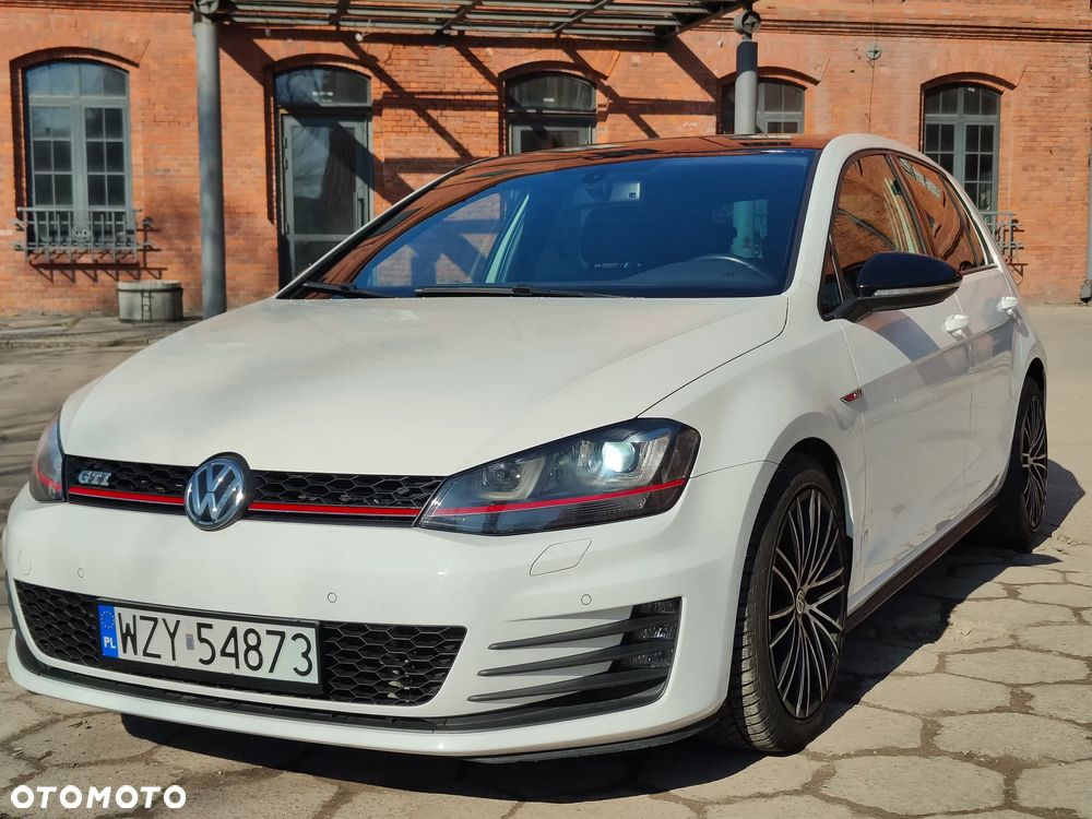 Volkswagen Golf GTI BlueMotion Technology DSG - 1