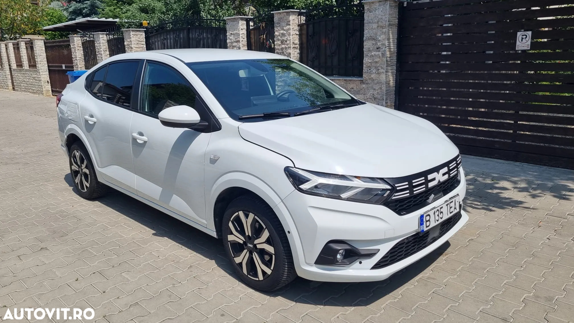 Dacia Logan - 8