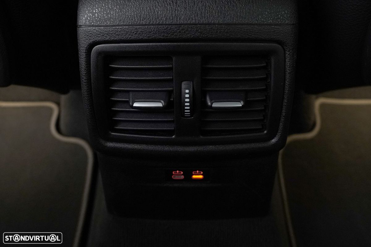 BMW X1 16 d sDrive Auto - 24