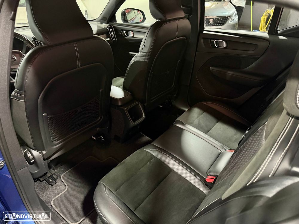 Volvo XC 40 2.0 D3 R-Design Geartronic - 48