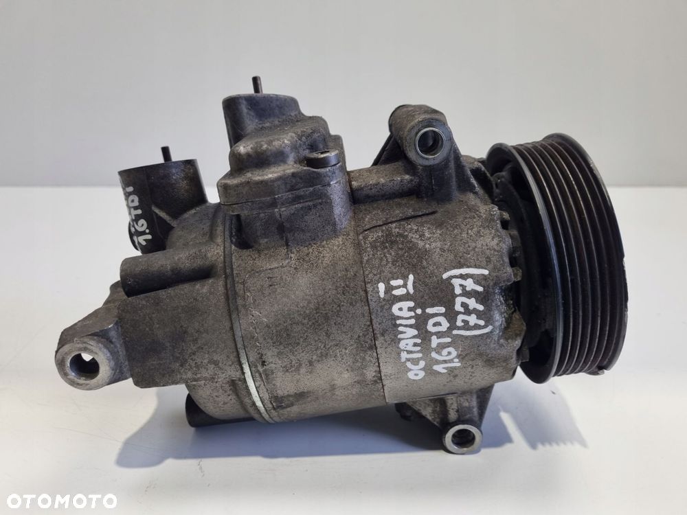 SPRĘŻARKA KLIMATYZACJI VW Golf VI 2.0 TDI _ pompa 5N0820803A - 3