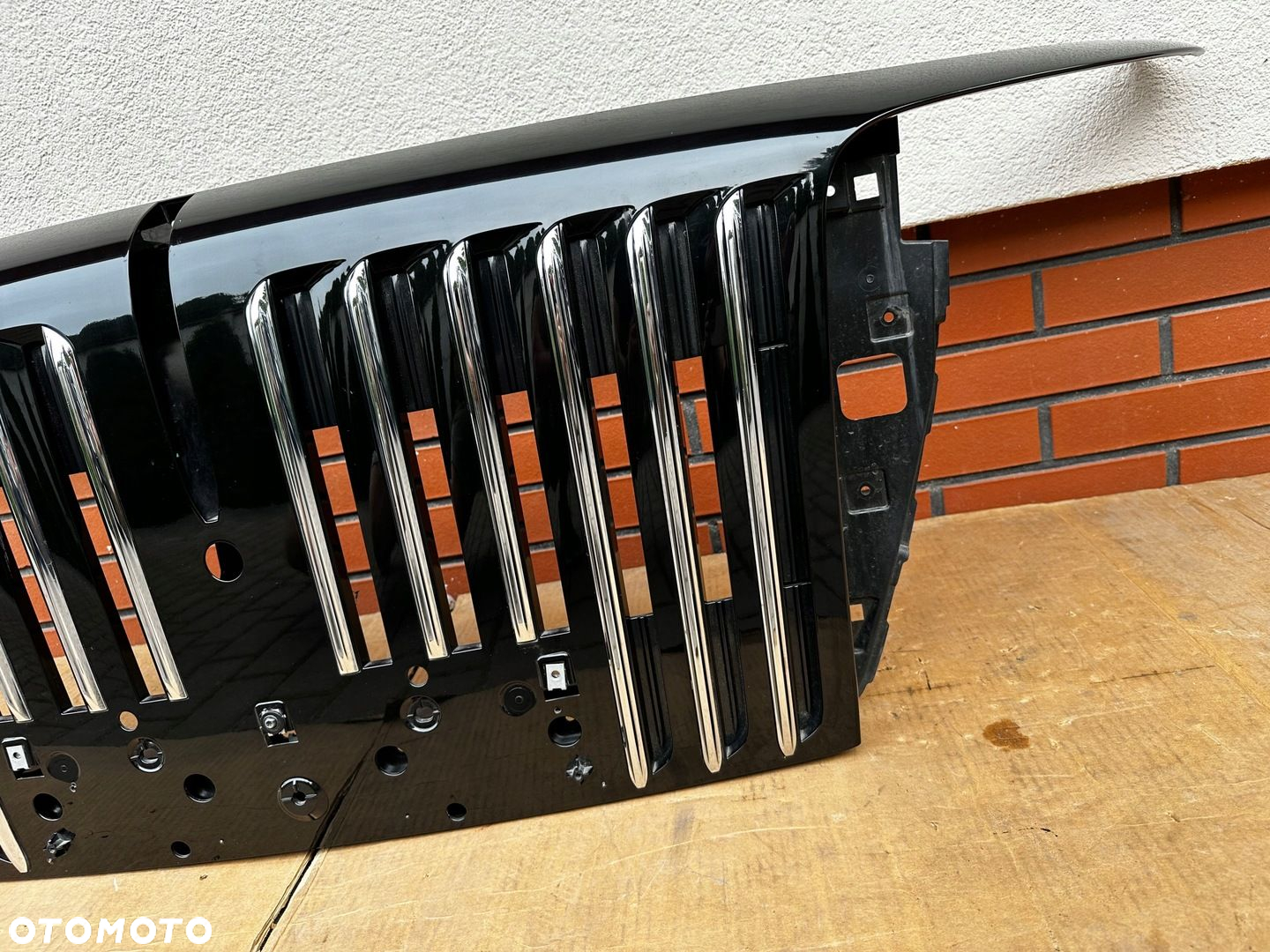 Hongqi E-HS9 2020- grill atrapa demontaz stan idealny - 6