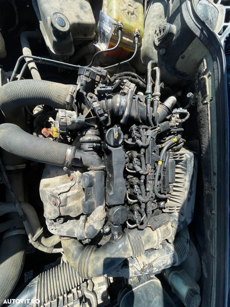 Dezmembrez Peugeot 407 1.6 HDi 109CP - 9