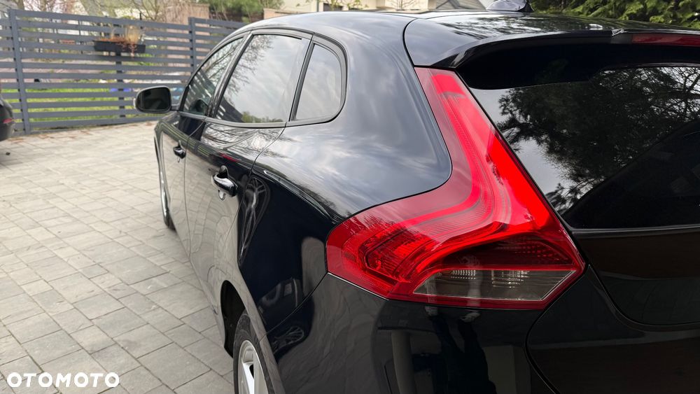 Volvo V40 D2 Summum - 18