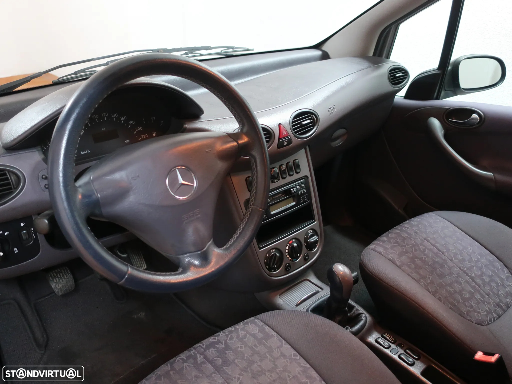 Mercedes-Benz A 140 Classic - 14