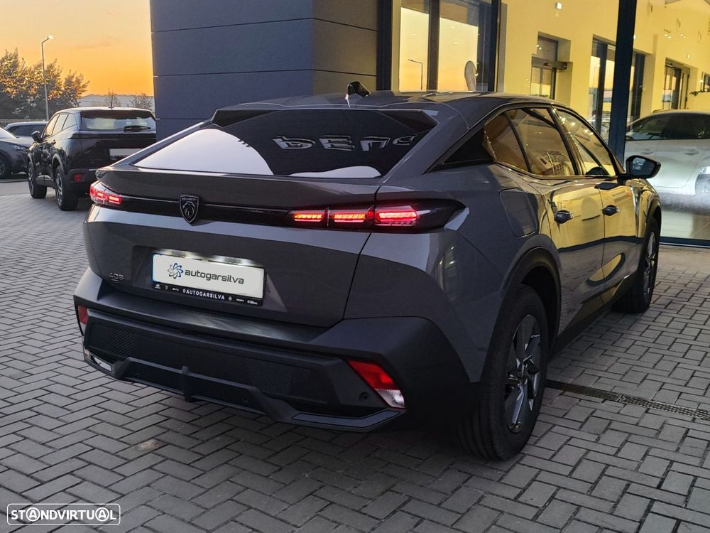 Peugeot 408 1.2 PureTech Allure EAT8 - 6