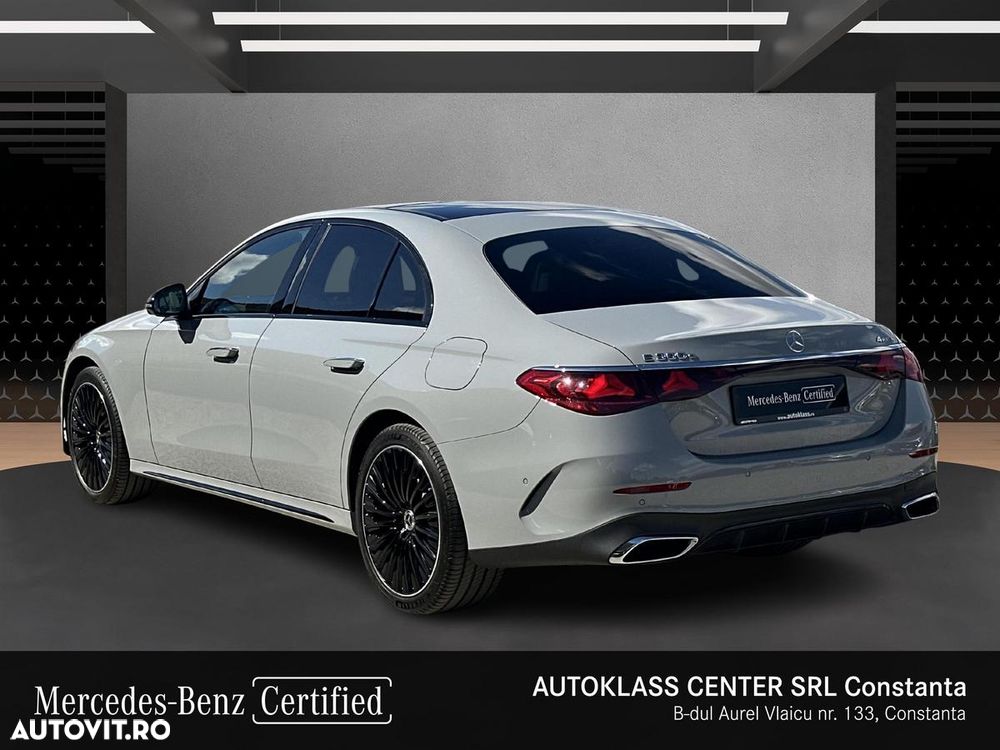 Mercedes-Benz E 300 E 4MATIC Aut. - 4
