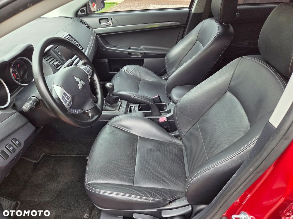 Mitsubishi Lancer - 17