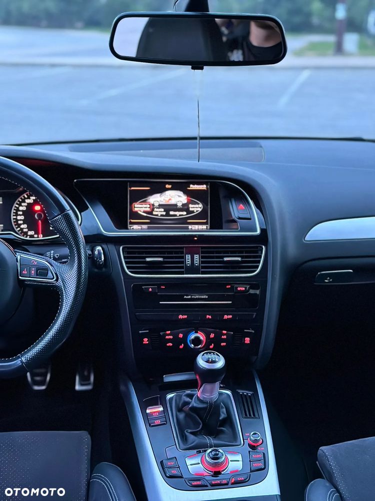 Audi A4 Avant 2.0 TDI clean diesel Quattro - 14