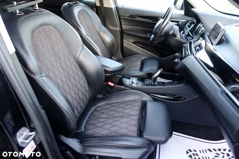 BMW X1 sDrive18d Sport Line - 12