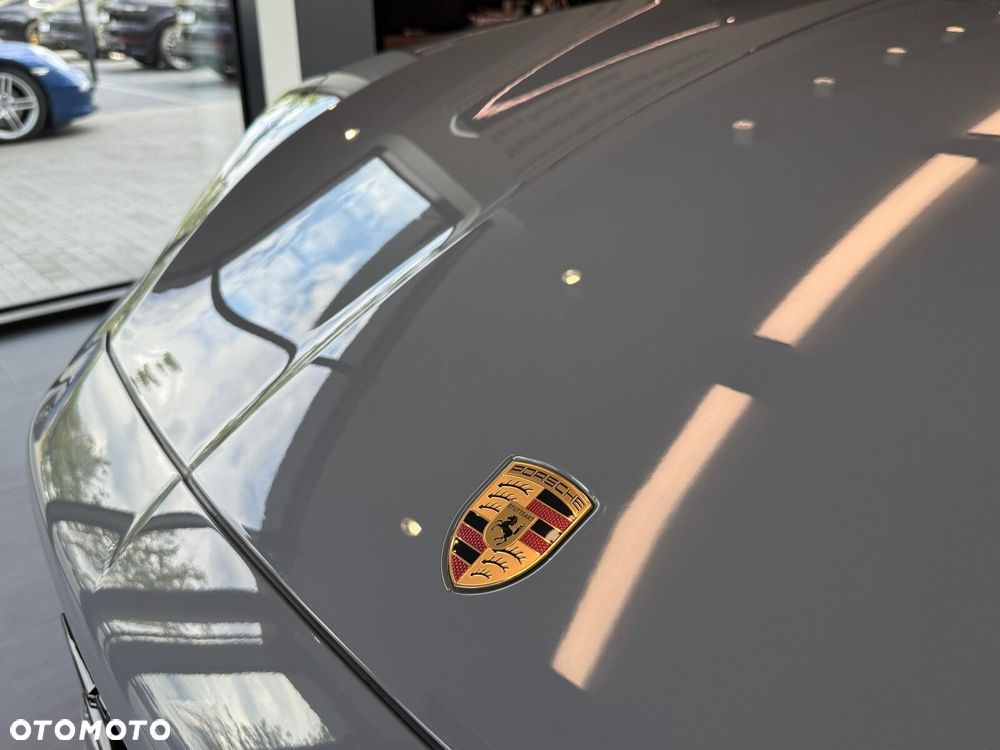 Porsche Cayenne - 8