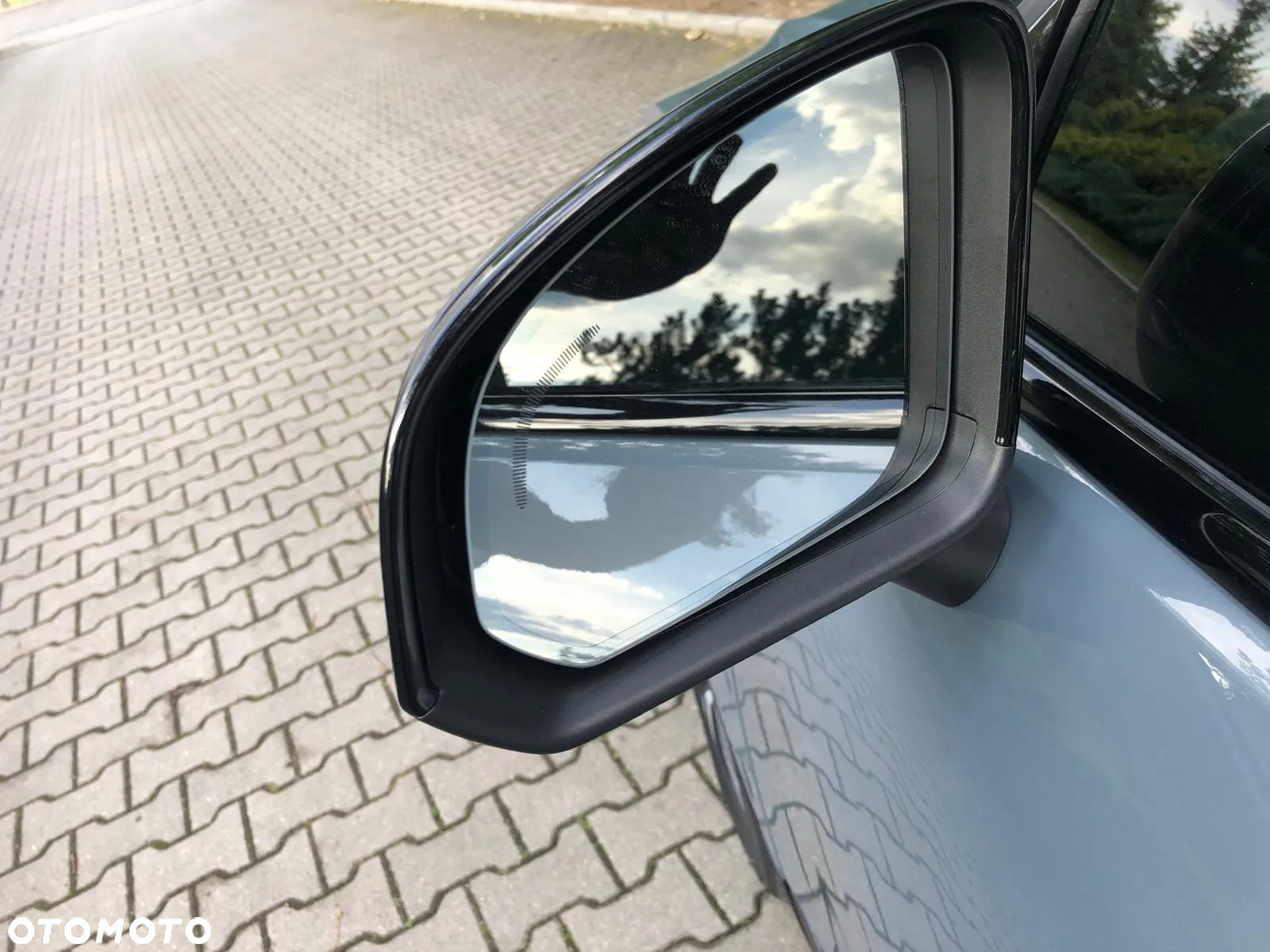 Volvo XC 40 T5 AWD R-Design - 24