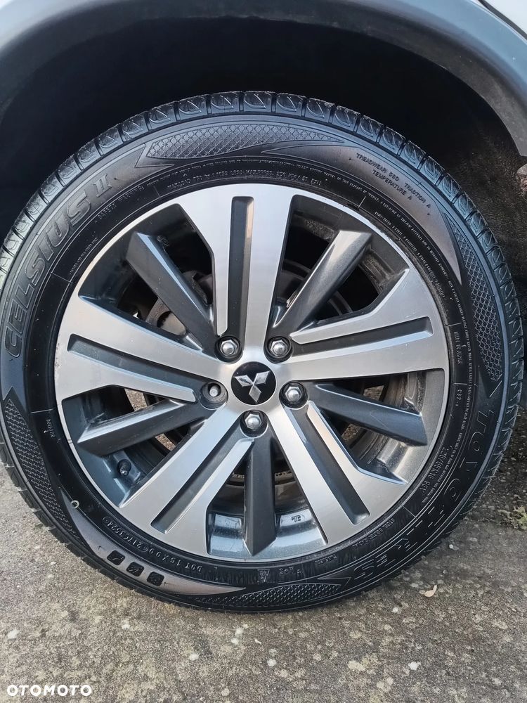 Mitsubishi ASX 2.0 4WD CVT Plus - 26