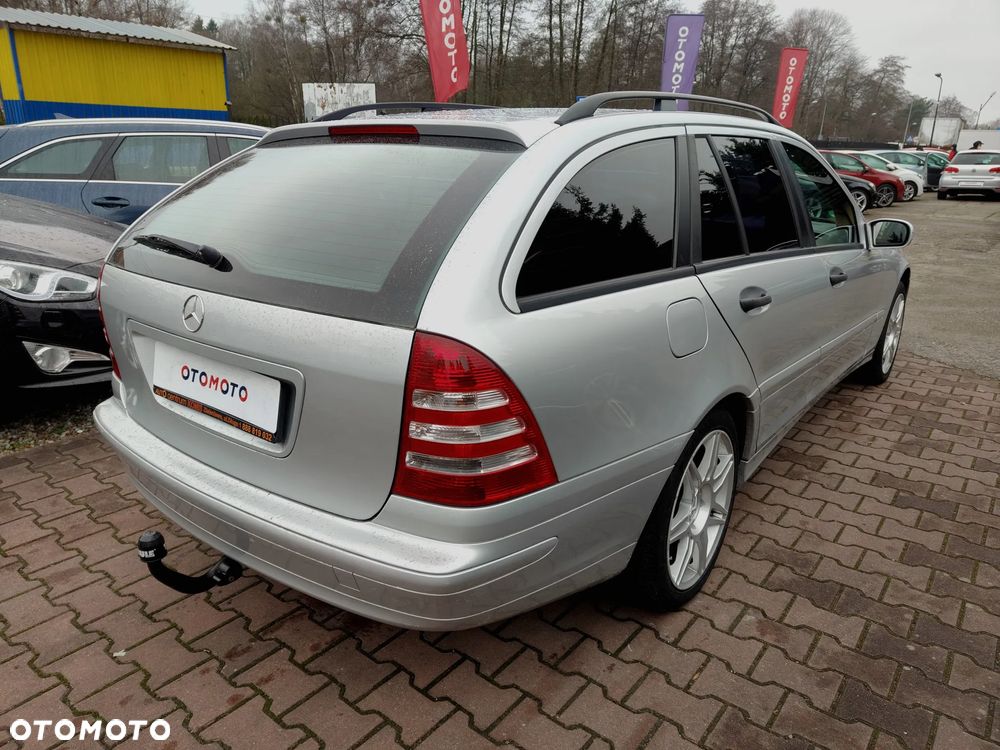 Mercedes-Benz Klasa C 180 Kompressor Automatik Classic - 9