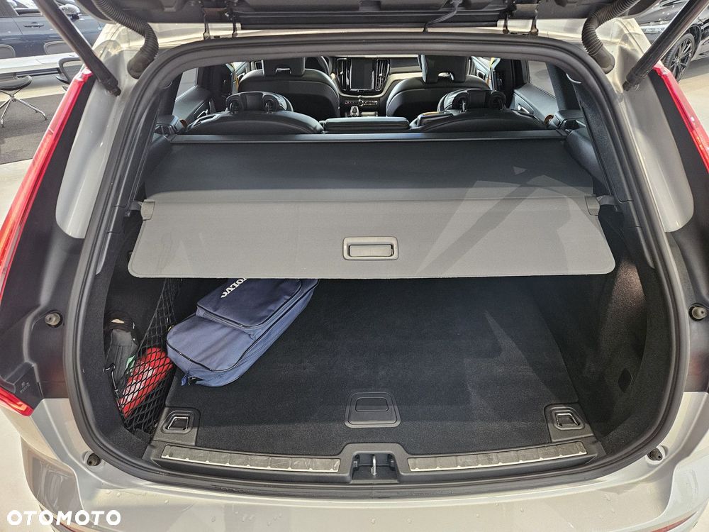 Volvo XC 60 - 32