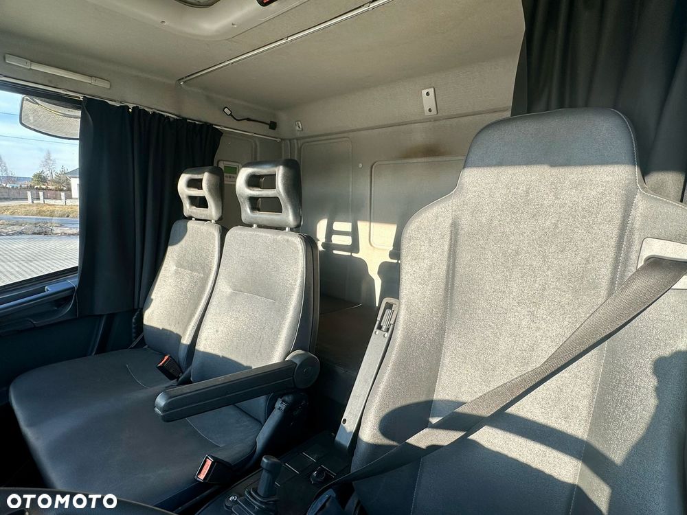 Iveco EUROCARGO 160-280 / CHŁODNIA / 6.1 M DŁUGOŚCI / 15 EUROPALET / AUTOMAT / SYPIALKA / NISKI PRZEBIEG / 16 TON DMC / CARRIER SPALINOWO - ELEKTRYCZNY / 2018 ROK - 23