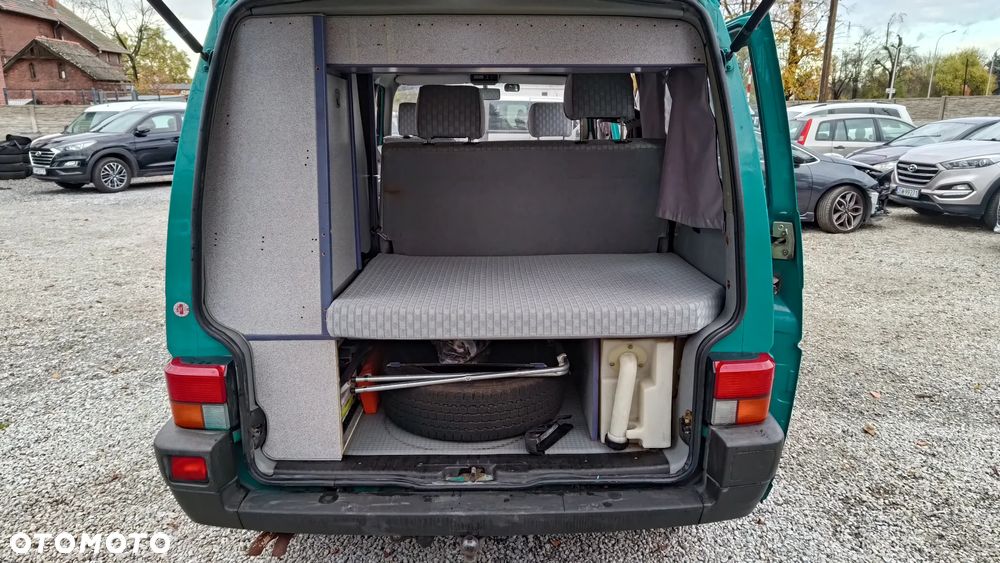 Volkswagen California - 12