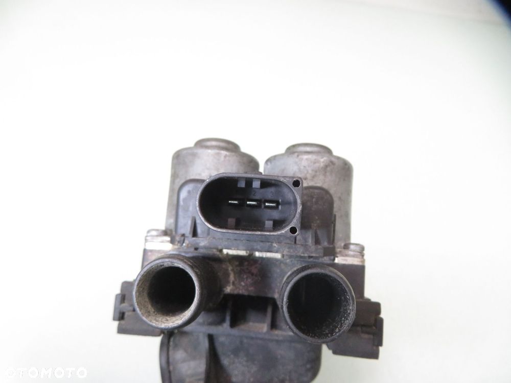 ELEKTROZAWÓR WODY AUDI A6 C6 3.0 TDI quattro 4F1959617A - 4