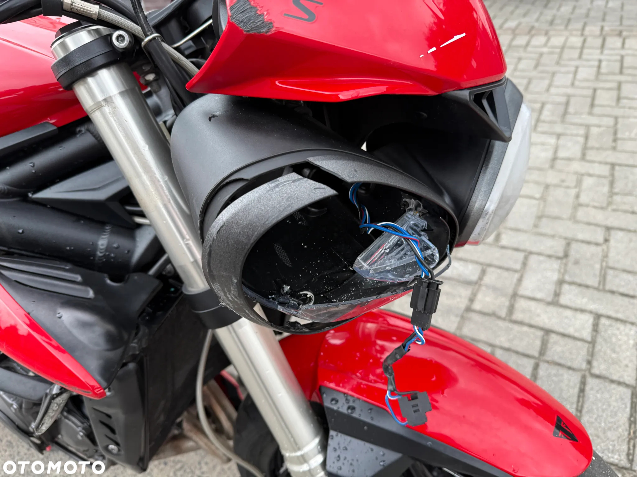 Triumph Street Triple - 22