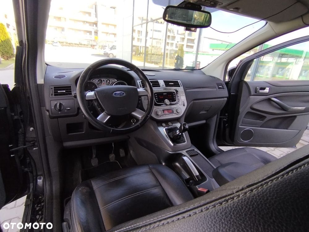 Ford Kuga 2.0 TDCi Titanium - 9