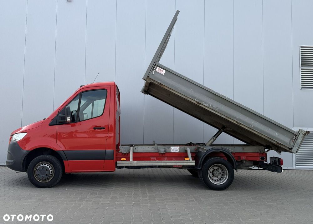 Mercedes-Benz Sprinter - 11