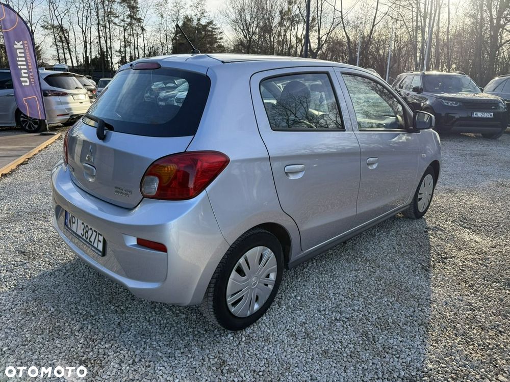 Mitsubishi Space Star - 12