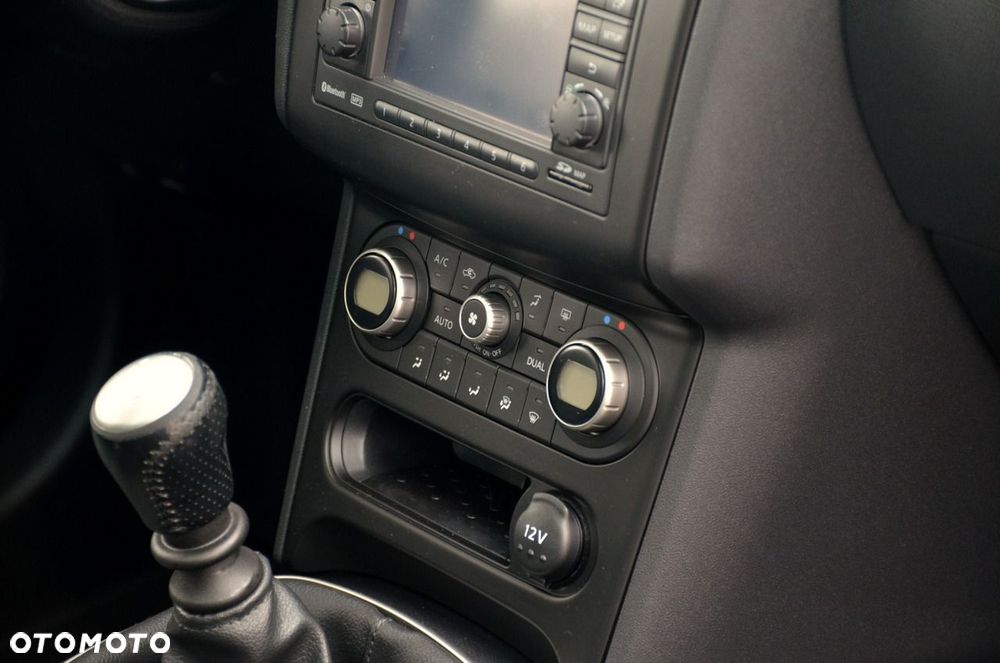 Nissan Qashqai+2 - 17